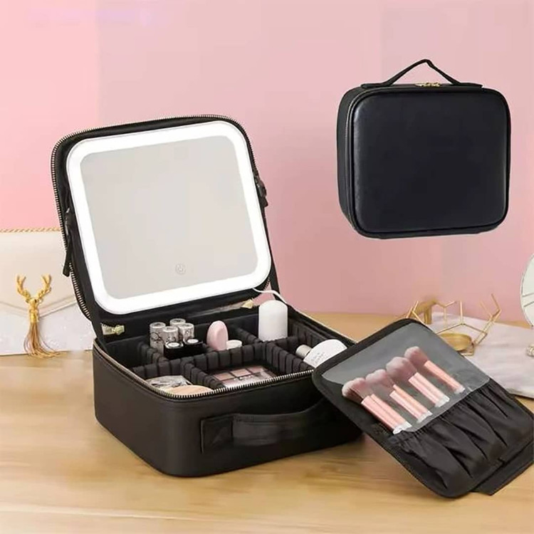 کیف آرایشی چراغدار ضدآب